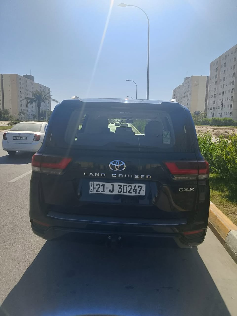 سلام عليكم لاندكروزر 2022للبيع جي اكس ار 
ماشية 84الف رقم سليمانية مكفول كفاله عامة سعر 635وببه مجال مكان بغداد بسمايه 
رقم هاتف ***********
