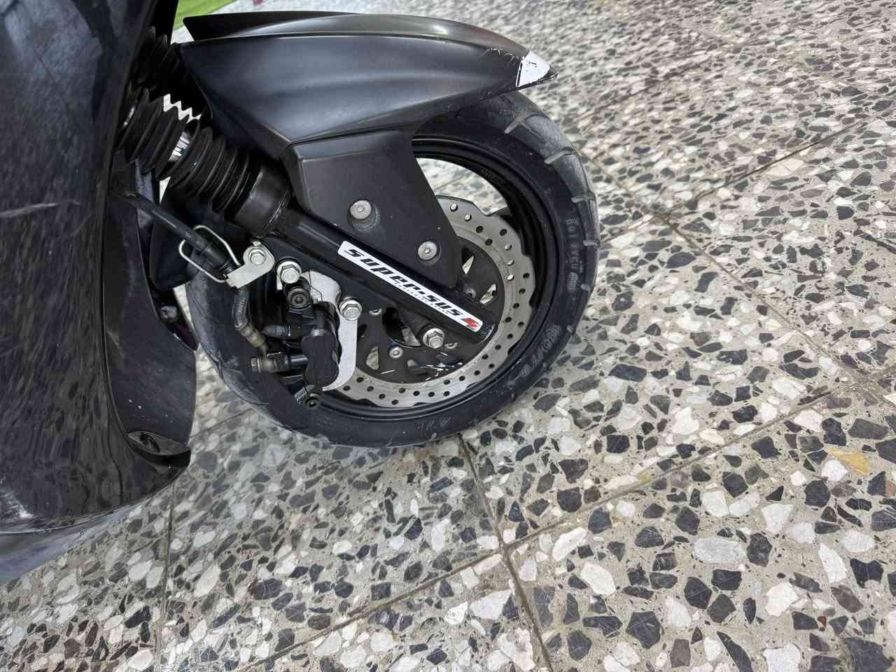 سلام عليكم  للبيع سكنس شمعه مرقمه ارقام حديث تحويل مباشر الاتصال واتساب ***********
