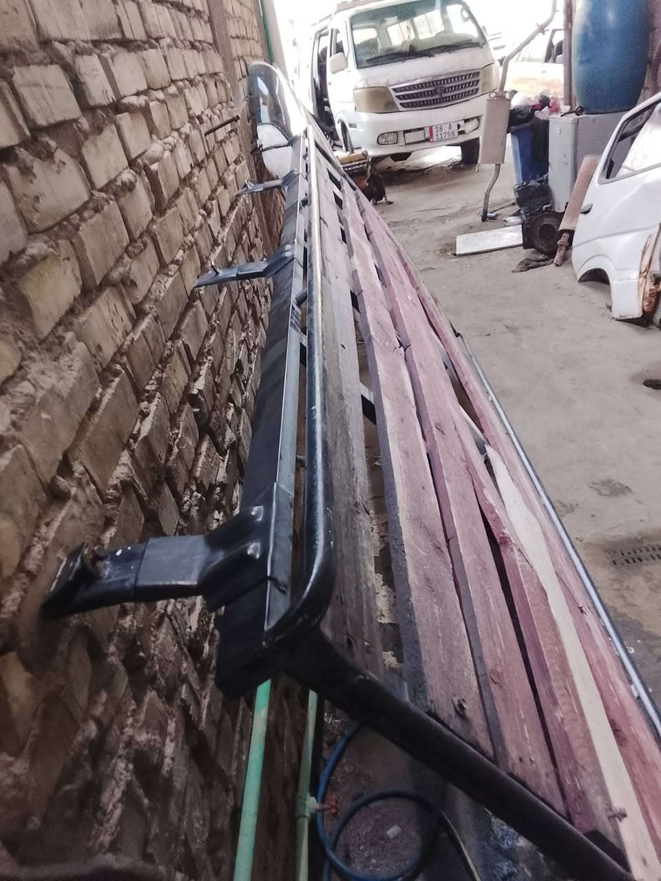 مال فاتون نضيفه بيه خشبه واحده طاكه السعر ٧٥ العنوان بغداد الدوره نهايت شارع 60 ***********
