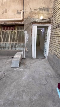 السلام عليكم  مشتمل للإيجار مساحة ١٠٠ يحتوي  طابق الأرضي؛ استقبال + مط...