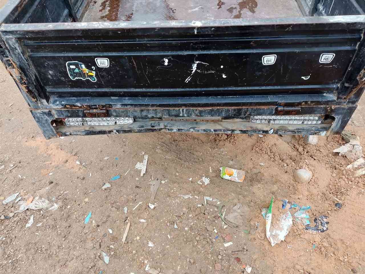 سلام عليكم ستوته للبيع موديل 19 محرك 20او22 يرادله بس تربط كهربائيات بس محرك يشتغل والله محتاج وريد ابيع مكان بغداد بلديات ضباط ثانيه سعر 1200وبيه مجال اوراق مابيه اكفلك سرقه


**إذا كنت صاحب هذا الإعلان وتريد حذفه لأي سبب، رجاءا أرسل رسالة إلى الدعم الفني**