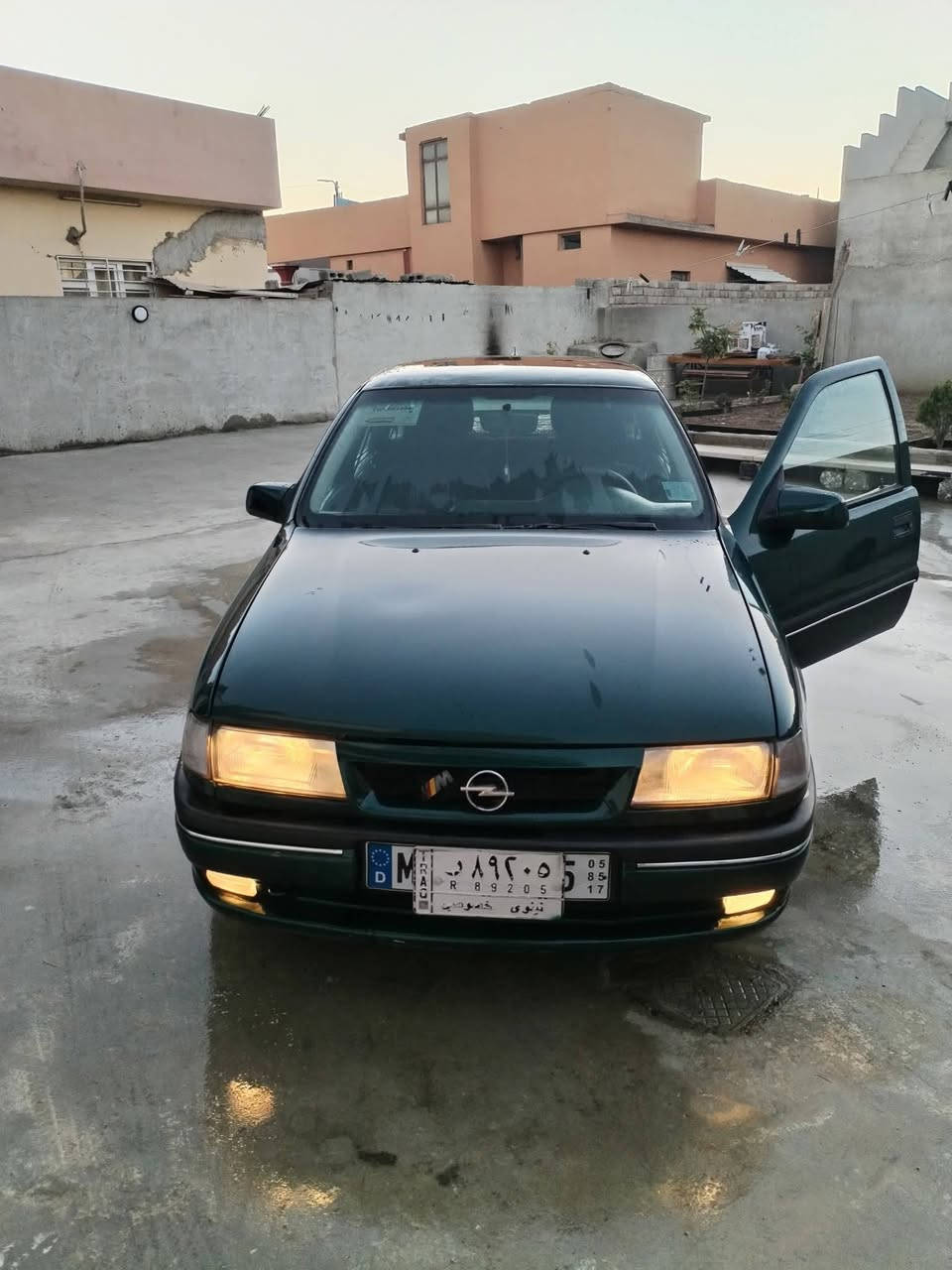 السلام عليكم
فكتره أخضر زيتوني
حجم ١٨ گير اوتو
تبريد وتدفئه شغال
كابون بيه
وايربك
طخم جديد وطخم تايرات جدد
كاميرا وشاشة
قفل مركزي
ستيرن بور
شرط تحويل من شرعي
گير ومحرك شرط بدون صرف ولا نفخ
فقط مصبوغ جمالية
السعر ٤٧ 
مكاني الرشيدية


**إذا كنت صاحب هذا الإعلان وتريد حذفه لأي سبب، رجاءا أرسل رسالة إلى الدعم الفني**