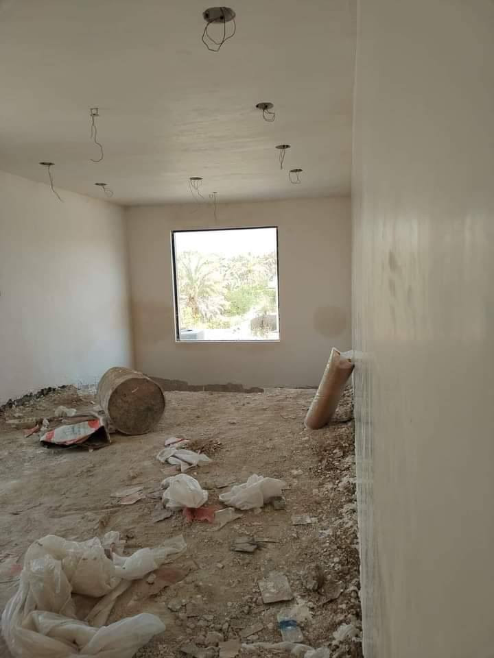 اخوان السلام عليكم اخوكم لخلفه ابو عباس جص بورك بياض تشميع شغل درجه اولى مو مبتدئ سالي 6سنين امرس المهنه اي ستفسار اتفضلو وشلعون عيوني الثنين***********
