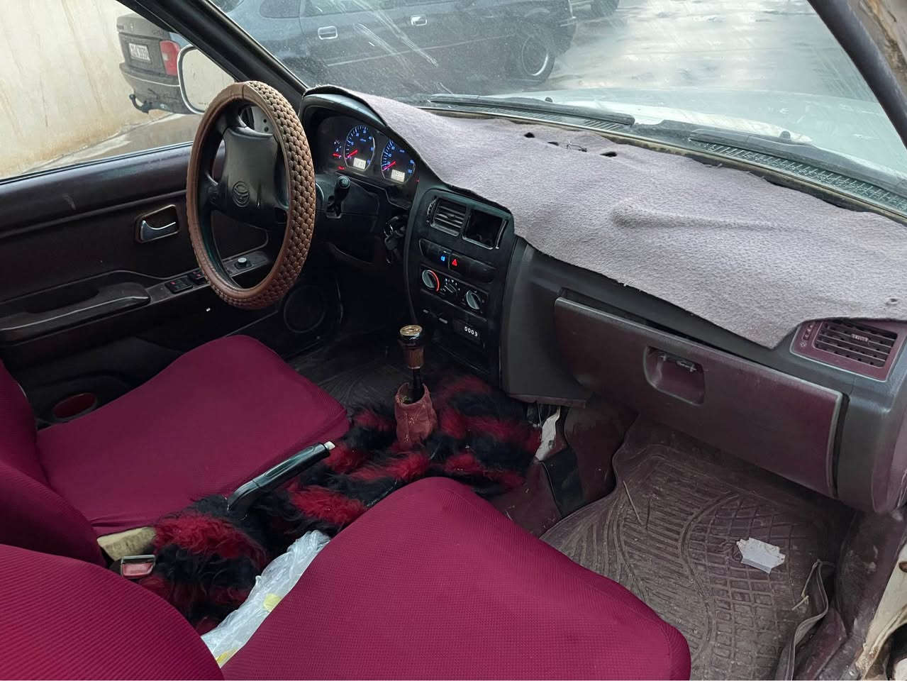 سعر بلاش 30 ومجال
دێر 2009 سعر 30 و مجال
منفیس اسلی ب شەرتە
مکینە بەخ گیر مکینە اکسل شرت
بی لیدان سقف حیزام ب شرت
شوین روڤیا/*********** اكر, نينوى
