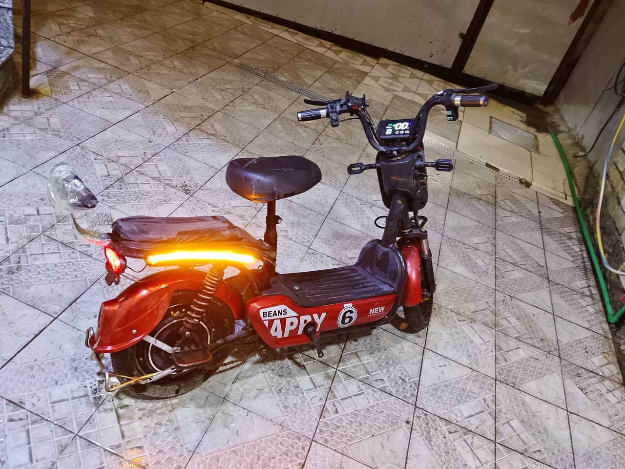 دراجة كهربائية للبيع السعر 250 العنوان بغداد الزعفرانية
***********
