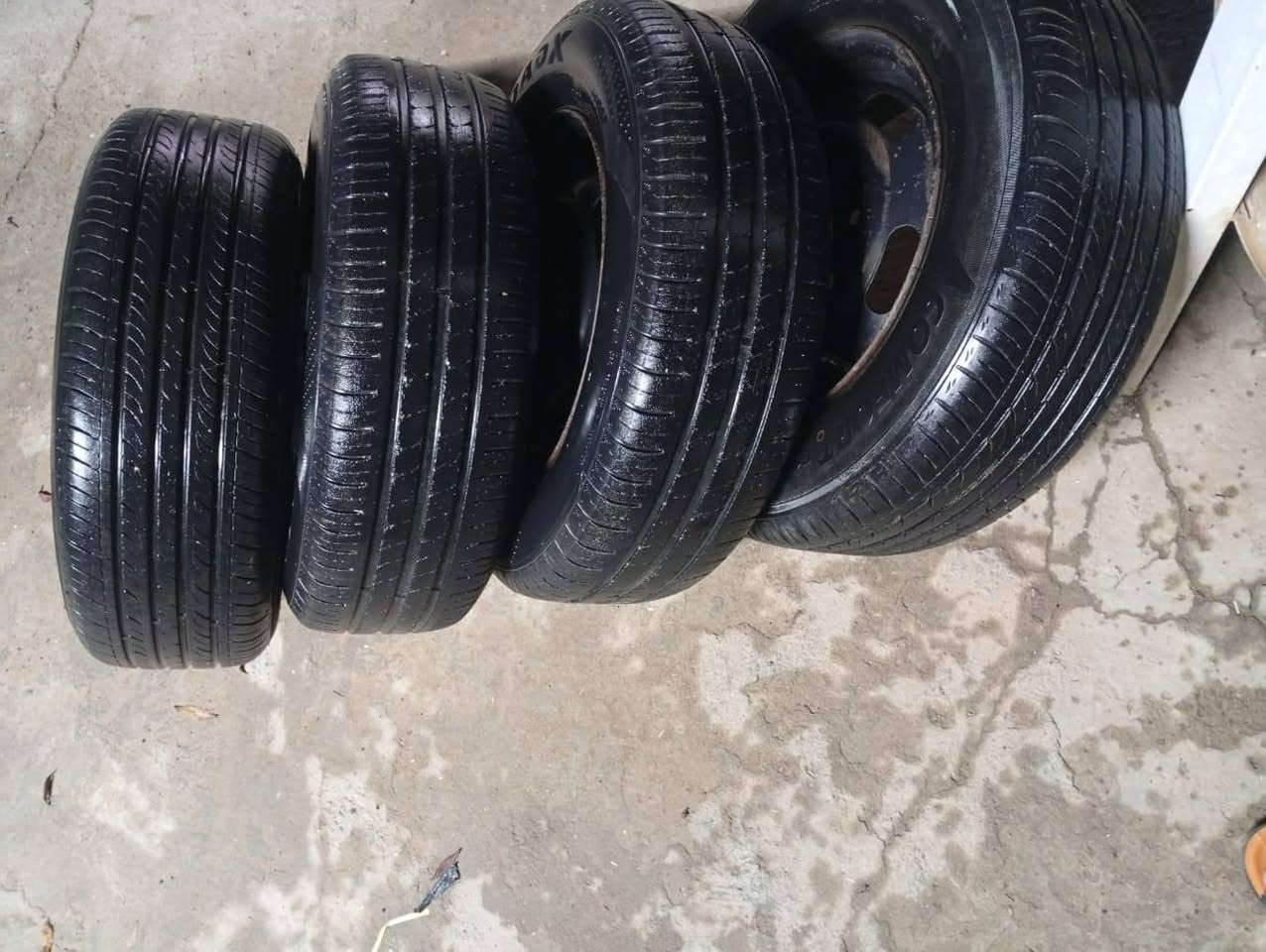 سلام عليكم 
تخم ويل للبيع قياس 14 مع تايرات
التايرات فوك النص عمر عنوان كركوك 
***********
