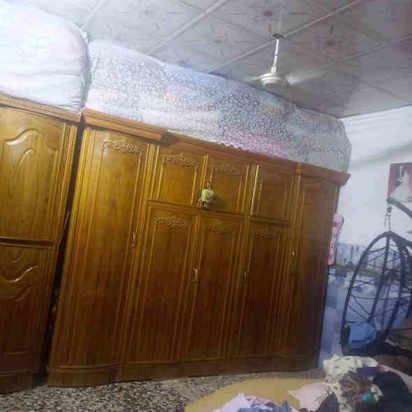 السلام عليكم مشتملات للبيع المساحه 60 متر الواحد يحتو على غرفه حولي ستقبال ترك حمام حوش طابق اول الجمعيات شارع المضخه خلف السده خدمات كامله ***********السعر الواحد 32 وبي مجال
