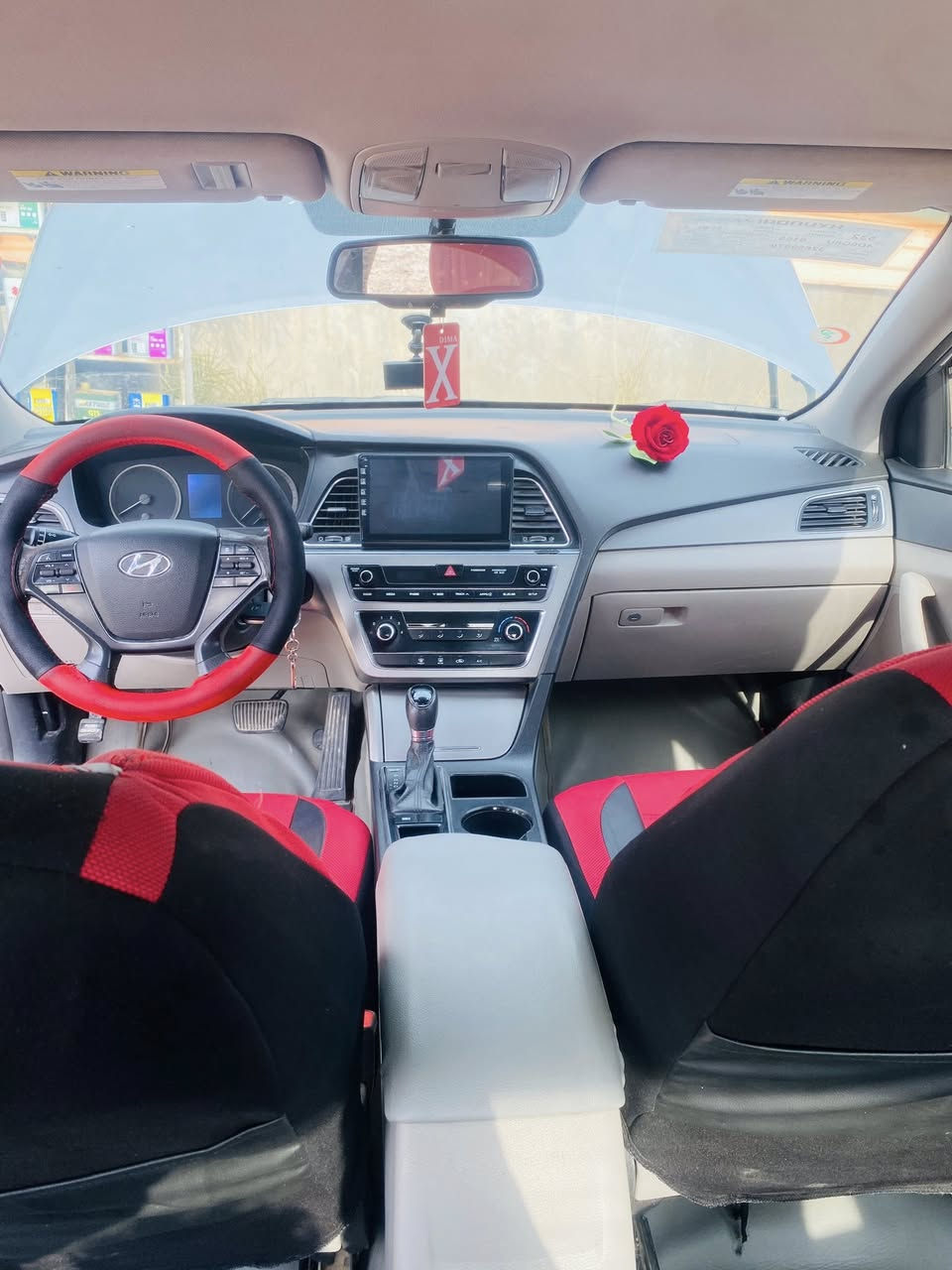 سلام عليكم
سوناتا 2016 امريكي بيها جاملغ وبنيد 
لسياره سبورت و شاشه اندرويد  لسياره نظيفه كلش 
مكان لسياره كربلاء 
لسعر 120وبيها مجال قليل 🤍
***********
