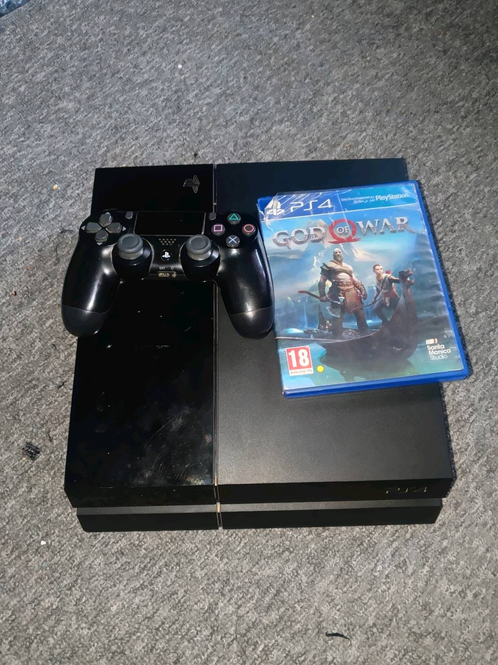📣 إعلان بيع جهاز بلاي ستيشن 4 فات (PS4 Fat) نظيف جداً
استغفر الله العظيم واتوب إليه
للبيع جهاز بلاي ستيشن 4 فات (PS4 Fat) بحالة ممتازة وشغال أونلاين طبيعي وبدون أي مشاكل.
المواصفات والتفاصيل:
النظام: تحديث 13.52.
المساحة: 500 جيجابايت.
حالة الجهاز: البلاي ما مفتوح ولا مصلح نهائياً (على الفحص).
الملحقات: جويستيك (يد تحكم) أصلي واحد مال شركة.
الألعاب المتوفرة:
يجي وياه قرص كاد اوف فور 4
محمل بالجهاز لعبة ريزدنت إيفل 4 (Resident Evil 4) + لعبة سيارات + ألعاب أخرى إضافية.
السعر: 250 ألف دينار عراقي.
الموقع: البصرة - التنومة (قرب الجسر الإيطالي).
للتواصل والاستفسار: 0787681984