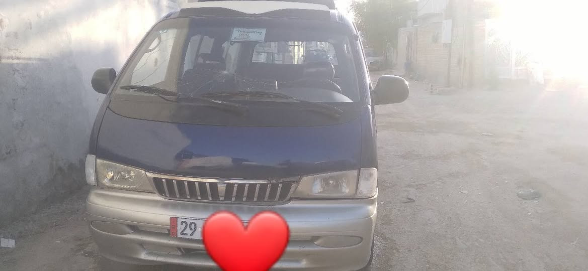 السلام عليكم 
بريجو مديل96 السنه الحد 30 
مصفرة من كلشي 
السياره بالنجف 
رقم دولي 
الرقم :***********
غير موجود على الفيس الاتصال على الرقم فقط
