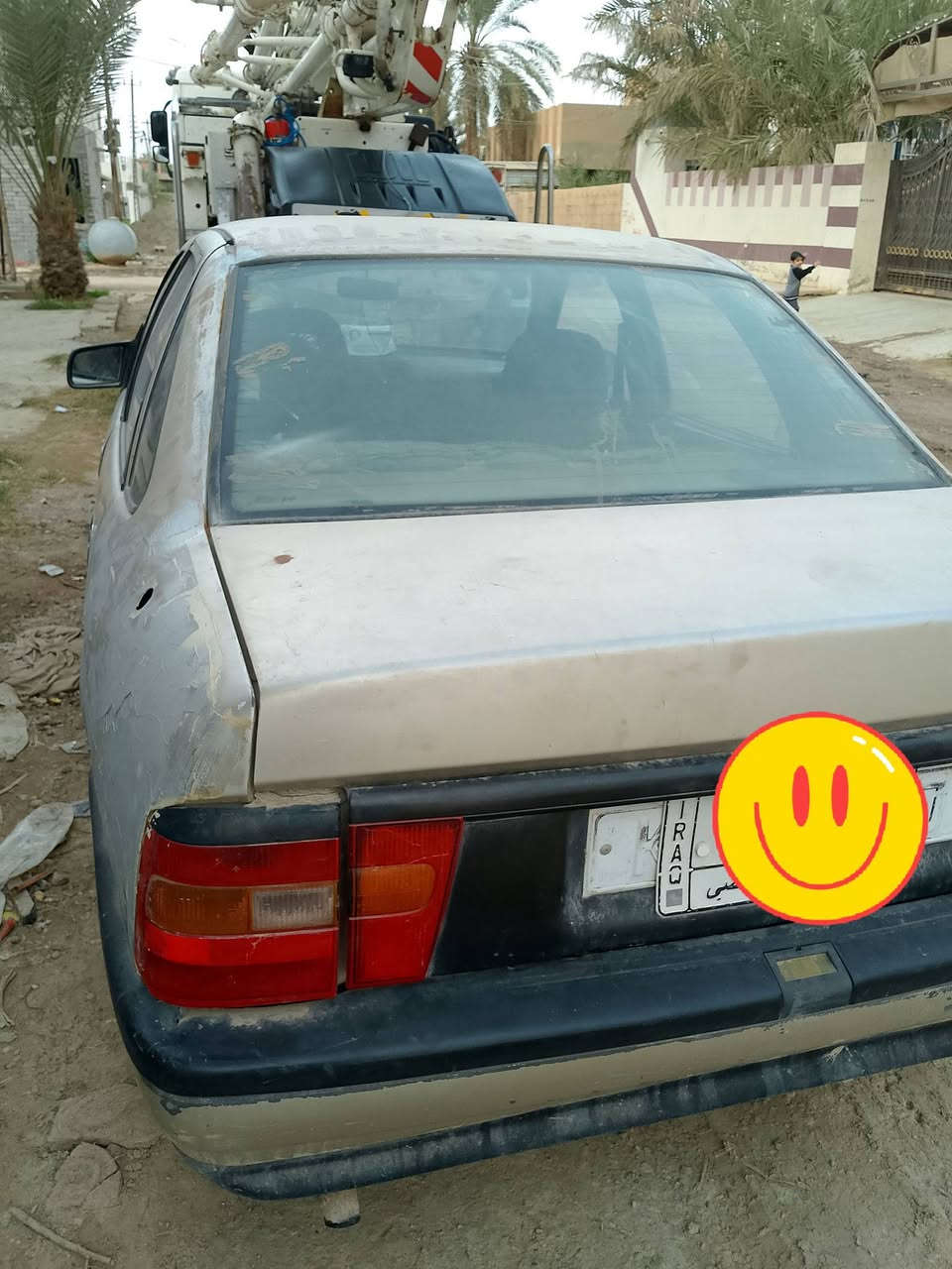السلام عليكم سيارة للبيع فكترة موديل 91 للاستفسار  سعرها 20 ورقه ***********
