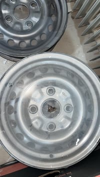 قطع غيار سيارات • مستعملة • سيديه