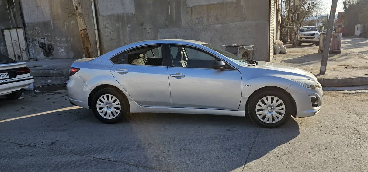 مازدا ٦ 
مۆدێل ٢٠٠٩
عام بۆیاخ لەسەر ساخی 
سەنەوی رەقەم تازە 
پێش و دوا تازە داگیراوە 
تایە تازە 
هیچ مە سروفی نیە 
بەشەرتی گێر و مەکینە 
سەیارەکە زۆر جوانە 
خلیجیە 
نرخ ٧٩ 
بۆ زانیاری *********** السليمانية, العراق
