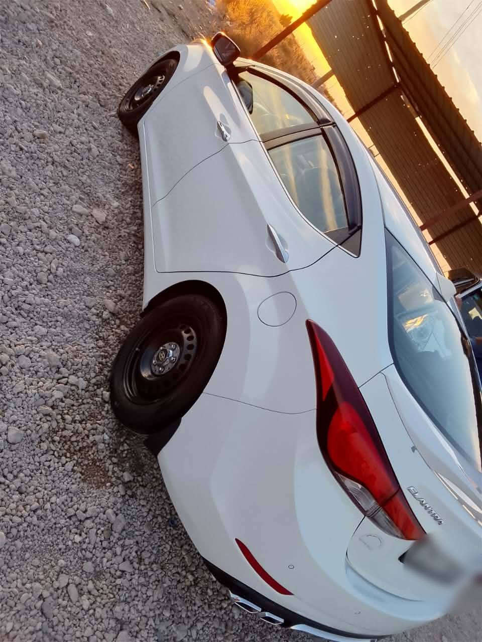 اسلام عليكم بيع فقط بدون مراوس بدون اقساط  النترا خليجي موديل 15 فول كامل مواصفات كفاله عامه ماعده باب السائق صبغ نص باب  السعر 140 مكان السياره الرمادي ***********
