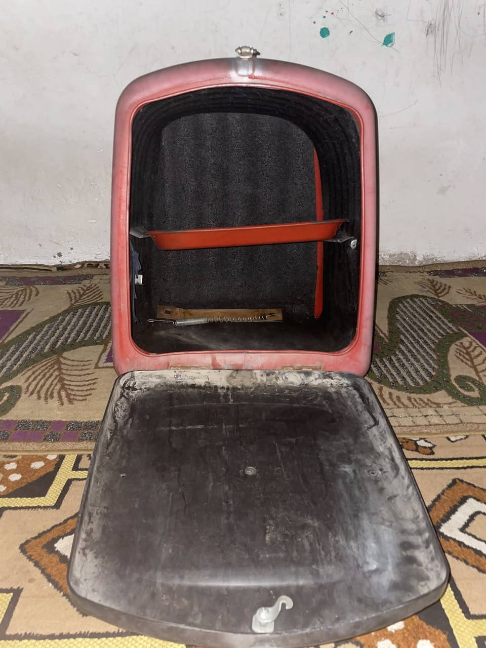 للبيع صندوق دراجه
يرهم اي دراجه سعر25مكاني بغداد الشعله ***********
