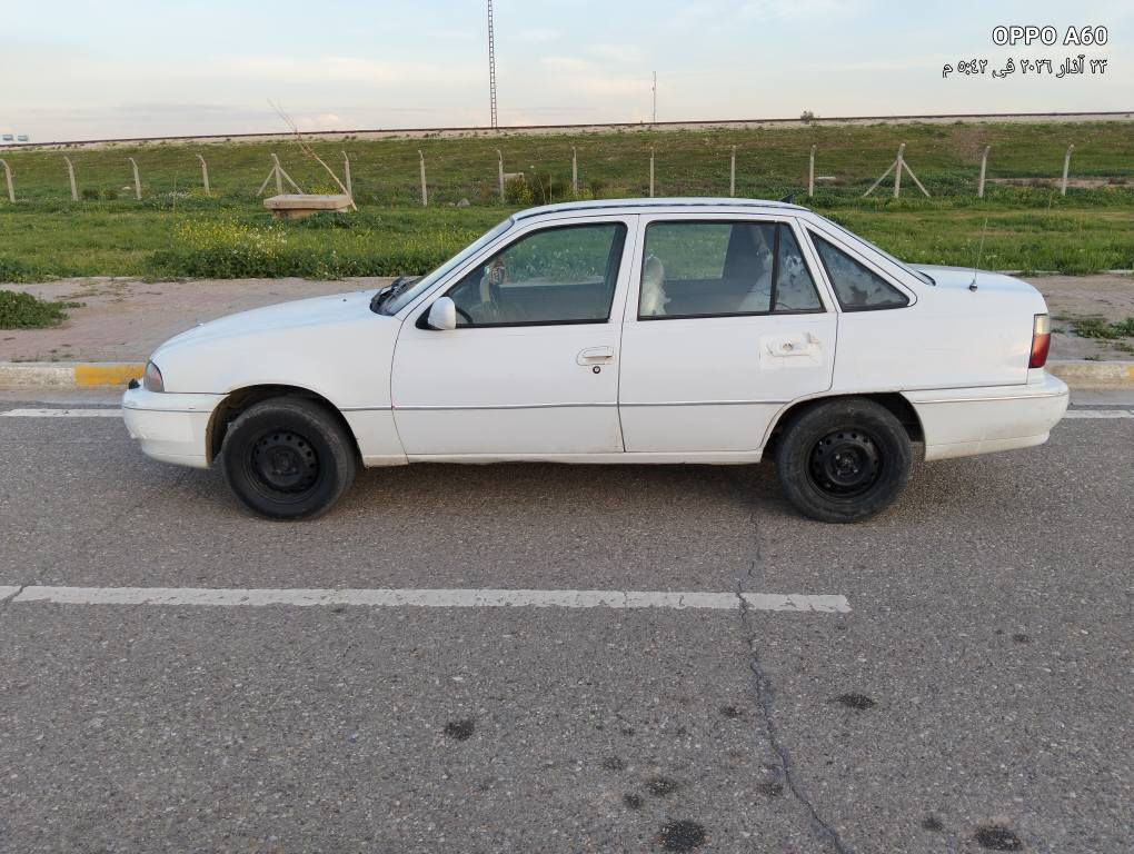 سيارة دايوو1995
مكينه16 نوزل
تاخم پيش مزبووت 
تاخم تايه ي تازه يه 
گير و مكينه مزبووت 
تبريت سارد وگه رم ئيشه كات
كاره بايشيي مزبووته 
هه زه شي تازه يه 
شعري سياره من 29 وره قه و شتي مه جال 
*********** كركوك, العراق
