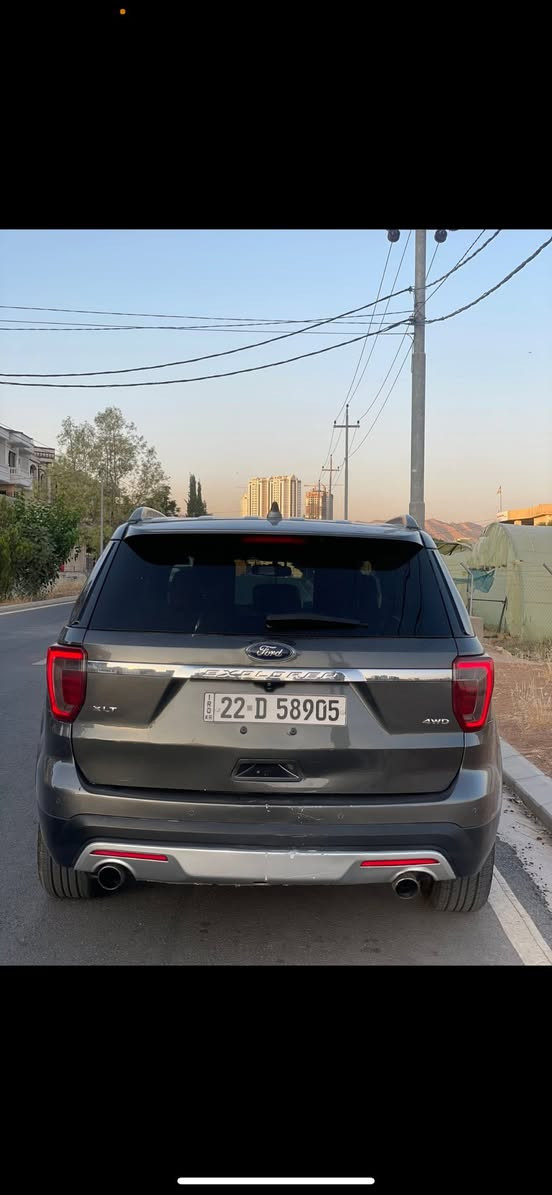 السلام عليكم نعتذر على الاطاله 🙏

✅فورد اكسبلورر موديل 2017 مواصفات XLT 

✅كير ومحرك بشرط 

✅محرك 6V بدون تيربو 3.5L تنفس طبيعي عدد الأسطوانات 6 

✅تبريد ثلج ❄️ بشرط 

✅مواصفات فول عادي ماعدا فتحه 

✅كأمره دواره 

✅حساسات خلفيه 120 درجه 

✅دخول وتشغيل ذكي 

✅كشنات كهربائية 

✅صندوق كهربائي شفط 

✅لايتات زنون منضومه كامله 

✅مثبت سرعه 

✅بوصله دوراه 360 درجه 

✅8 سماعات 🔊 من ماركة￼ سوني بلوتوث وAUX وUSB

✅كشنات جلد 

✅اشاير LED بل مرئ

✅دفع رباعي 4X4

✅وضعيات قياده مختلفه 

✅مثل وضعية الثلوج 🥶❄️

✅وضعية البر او الصحراء 

✅وضعية الصعود 

✅وضعية النزول 

✅شفتات خلف الستيرن

✅تخم تايرات جديد 

✅فور ويل 4WD

✅نضافة السياره 95%

✅القوه الحصانية 310 حصان 🐎 ￼

✅ 6.500 دوره لكل دقيقة عزم الدوران 350 نيوتن 

✅تشغيل عن بعد 

✅السعر اتصل على الرقم ***********
