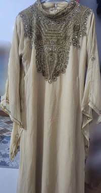 فساتين مناسبات • النجف
