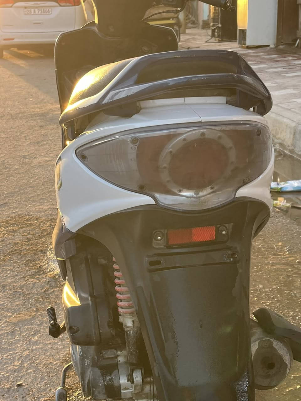 كامكو جي 4(g4) مامفتوحه
باتري جديد 
كهربائيات كلهه شغاله 
مكينه ما مفتوحه 
سلف هندر كلهه شغاله 
السعر 450 
المكان النجف حي الميلاد شارع ميلاد فاو 
***********
