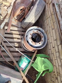 1 بنيد بطه 2 كشن اسكانيا نظيف 3 كاسحه وزعانف وزوجين ازلوف نظيفات 4 زوج...