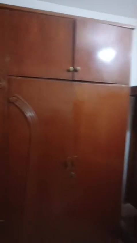 غرفه النوم 500 والتخم ب250
طبلات 40
بيهن مجال بسيط
***********
