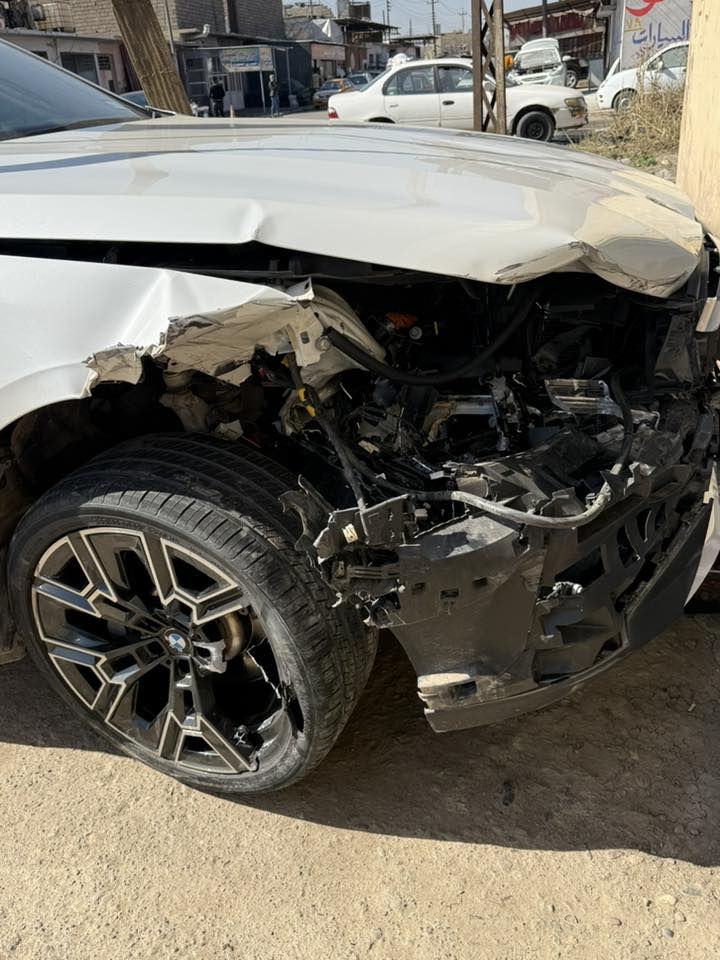 السلام عليكم
بي ام موديل٢٤  
530i وارد امريكي
ماشية٢٧ مايل
عليها ويل كب حجم ٢٠ ام برو
مرقمة دهوك  
داخله كلين صار بيها حادث بالعراق ابيعها على حادثها
السعر :   (٣٥٠ )ورقة 
للاتصال:***********
