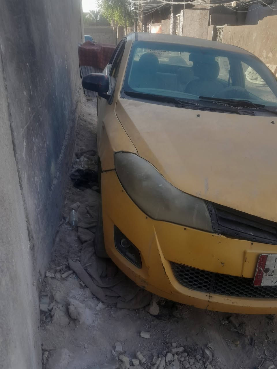 شيري للبيع كير و محرك كورلا قبل شهر شادهن والله السياره بيها نواقص ترتيب يعني صدر امام و باور و دوشمه و باتريها كاعد اشحن باتري و شغل و اطلع كلشي مابيها قفلها كلش لا تعامل ولا تعب نفسك ب ١٠ورقات تحويل ثاني يوم صاحبها بلعبيدي مكاني بغداد سبع قصور ملاحظه مطلوبه ٧٠٠ هيئه وغرامات انته شيلهن عليك اخذ صافي ١٠ هاتف ***********
