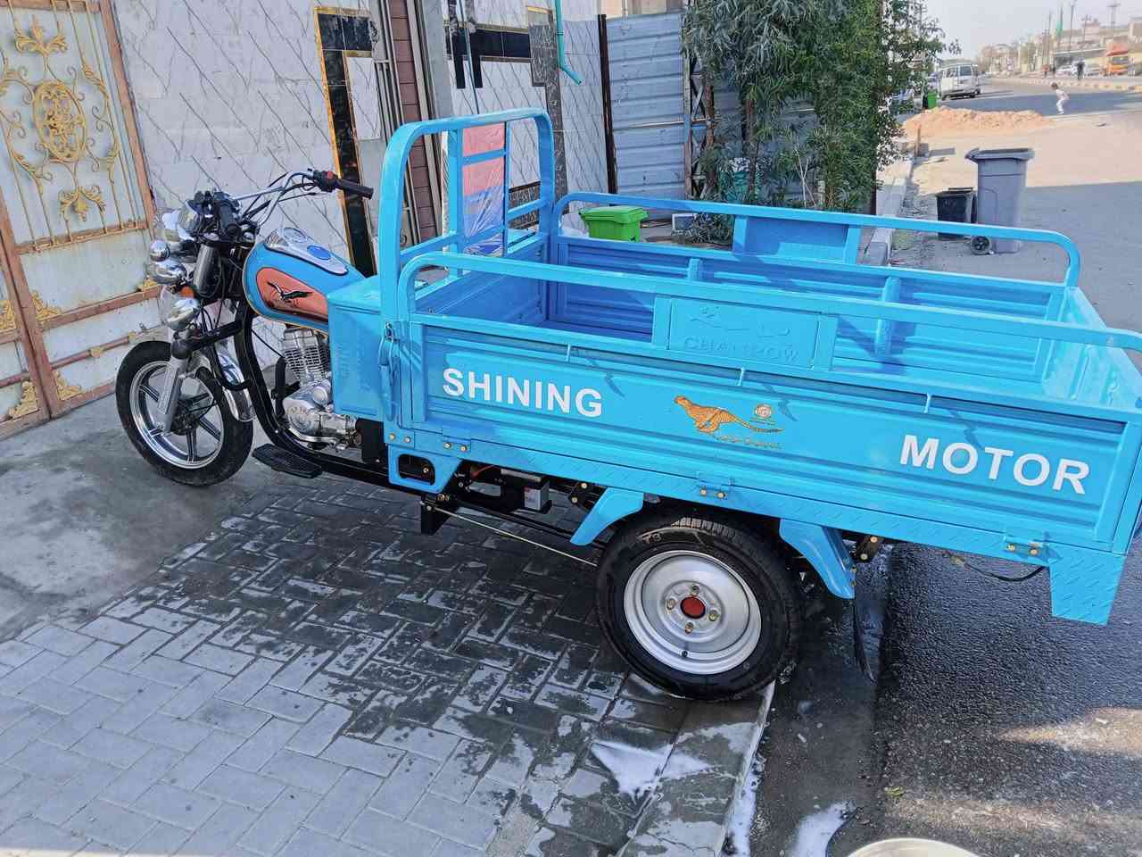 ستوته كربلائيه اللون سمائي زيرو طالعه 2026 تقريباً اغل للشهر وكيل بسمي معرض الاخوين فحل اربع براقي كفاله سعر 2,800   مكاني حي الشرطه 76مقابل شارع السيد *********** المو شراي لا يتصل
