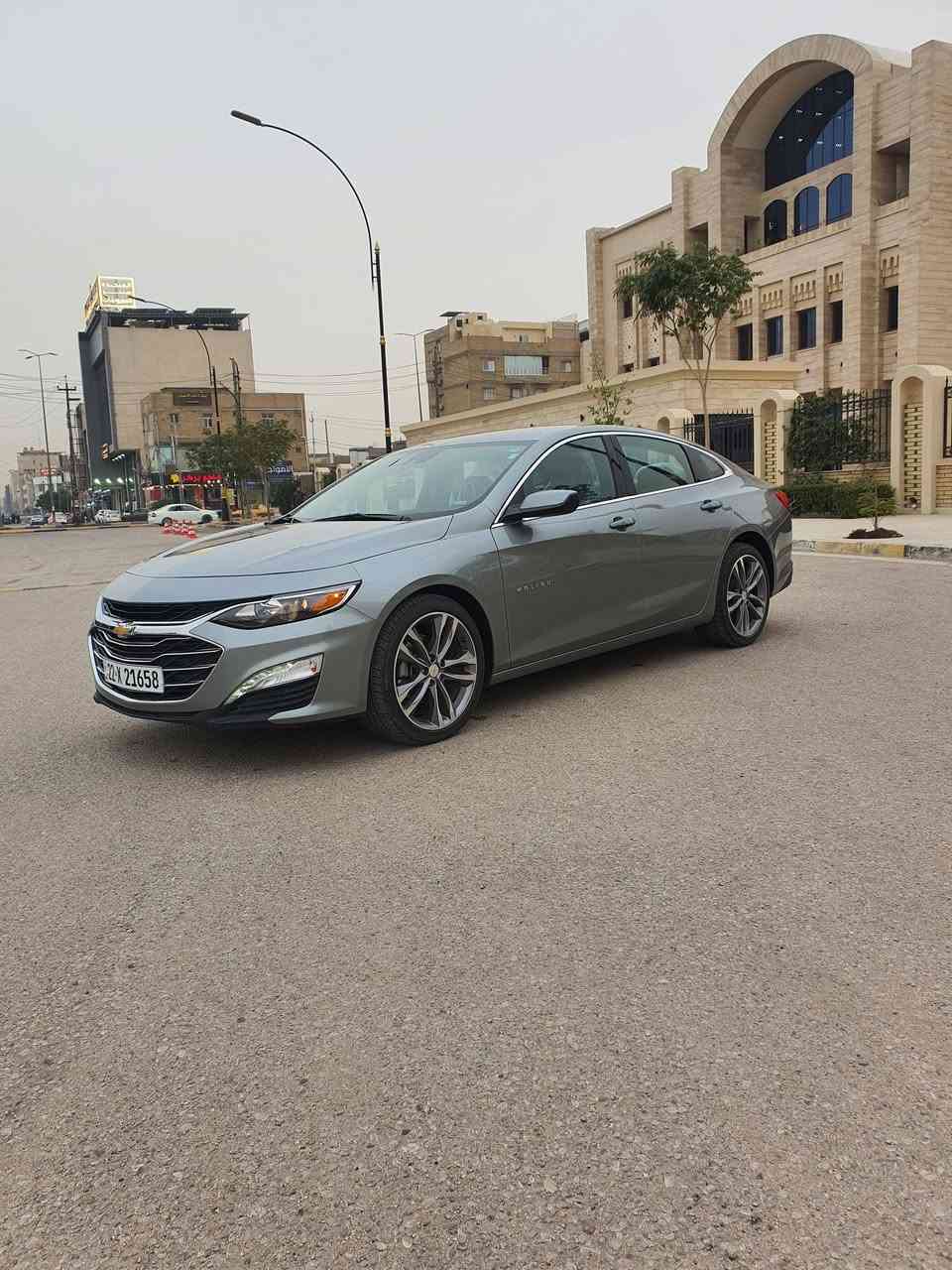 يا الله
ماليبو موديل 2025 مواصفات LT
رقم أربيل بسم شركه تحويل او وكاله حسب رغبه المشتري
السنويه لغايه 31  شهر 12
عداد المسافه 18 الف السياره بحاله الزيرو
تشغيل بصمه  
ابواب بصمه
صندوق بصمه
تشغيل عن بعد 
رادار أمامي
مودات قياده ايكو وسبورت ونورمل
تحديد مسار
تبريد تحكم جهتين منفصل
تبريد خلفي
تدفئه مقاعد
مثبت سرعه وتحكمات ستيرن
سايد بريك دكمه 
حساس خلفي
كامره خلفيه دواره
توقف ذاتي 
تخم تاير جديد
وبعد بيها مواصفات
السياره محرك وكير وحداديه وشاصي كفاله
جديده جدآ  صبغ قطعه وحده هو الجاملغ الخلفي
والباب شديته اصلي نفس الون

السعر 148 وبيها مجال جدآ بسيط
مكان السيارة كربلاء 
للاستفسار ***********
