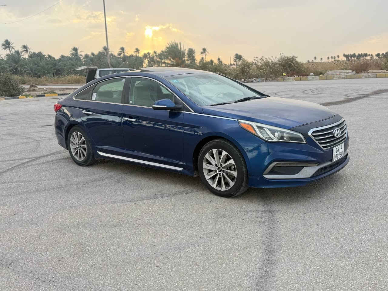 السلام عليكم ورحمه الله وبركاته

للبيع هونداي سوناتا موديل 2017 رقم بابل تحويل مباشر 

فول مواصفات واحد على واحد 

ماشيه 100 الف 

محرك 2400 gdi

السياره نظيفه جدا وجاهزه بدون نواقص 

حادث السياره جاملغ وبنيد مبدلات اصليات نفس اللون بدون اي ضرر داخلي 

السعر 127 وبيه مجال للشراي 

السياره حلوه ومال جناي 

للاستفسار 

***********

*********** 

العنوان بابل الحله المصيب, بابل
