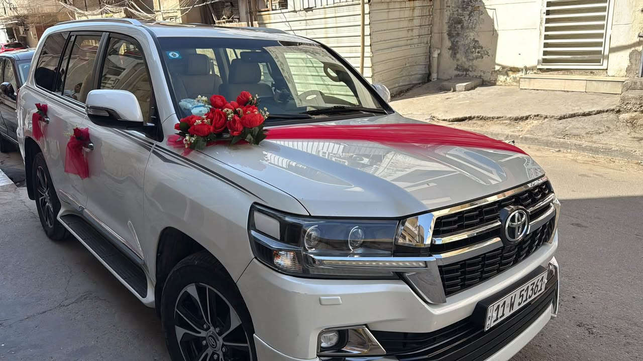 سلام عليكم اخوان للبيع لاندكروز  موديل 2019 ساز 8 سلندر سعر 475$ انسب لانكروزبلسوك بيع مستعجل للتواصل *********** و*********** 
بغداد كاظميه
