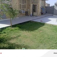 بيت للبيع حي الربيع المساحه ٤٠٠ متر قرب الشارع العام * والمدرسه البناء...