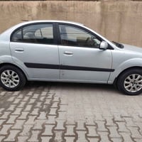 يالله السلام عليكم ورحمه الله وبركاته... كيا ريو 2006 وارد خليجي رقم ب...