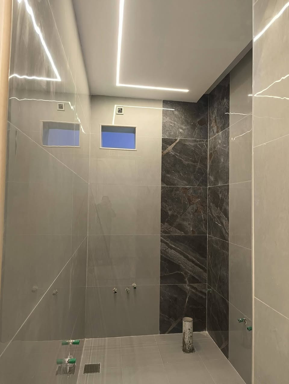 السلام عليكم شوفلي جمال هذا البيت شوف هذا البيت مو بيت تحفه معماريه وفنيه بعد شتريد اذا تملك هيج بيت والله تكول فيلا بلعافيه على ياخذه ويكون من نصيبه ان شاءالله
🏠مشتمل للبيع المساحه 120 م 
🧱بناء البيت حديث استلام مفتاح غير مسكون مواصفات البيت vip  😍👏🏻

موقع// المشتمل حله شارع 80 خلف حلويات قصر الشام 

جنس العقار طابو زراعي سند ٢٥ 

السعر وباقي التفاصيل التواصل خاص او الاتصال او واتساب  *********** 
***********
فضلاً متابعة البيج تصميم وتنفيذ مكتب ديباج للعقار
