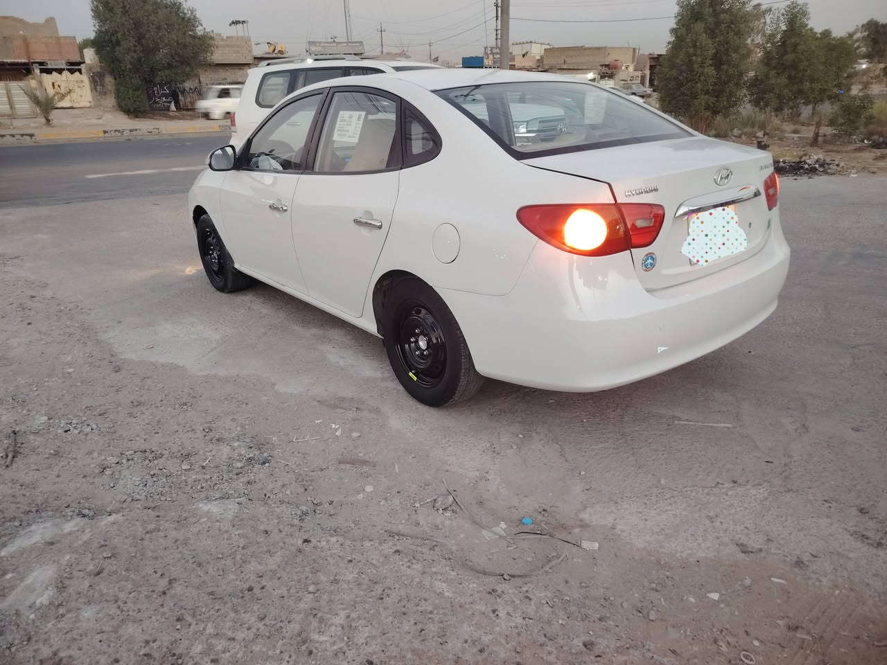 سلام عليكم انتره البيع مديل 10 خليجي مكينه 1600 تبريد صدر خلفي وامامي جديد رقم أربيل تريد  تحويل وكاله بيه بنيد صبغ و جاملغ خلفي بدون دواخل ولباقي مكفوله السعر 95 مكاني بغداد المعامل ***********

