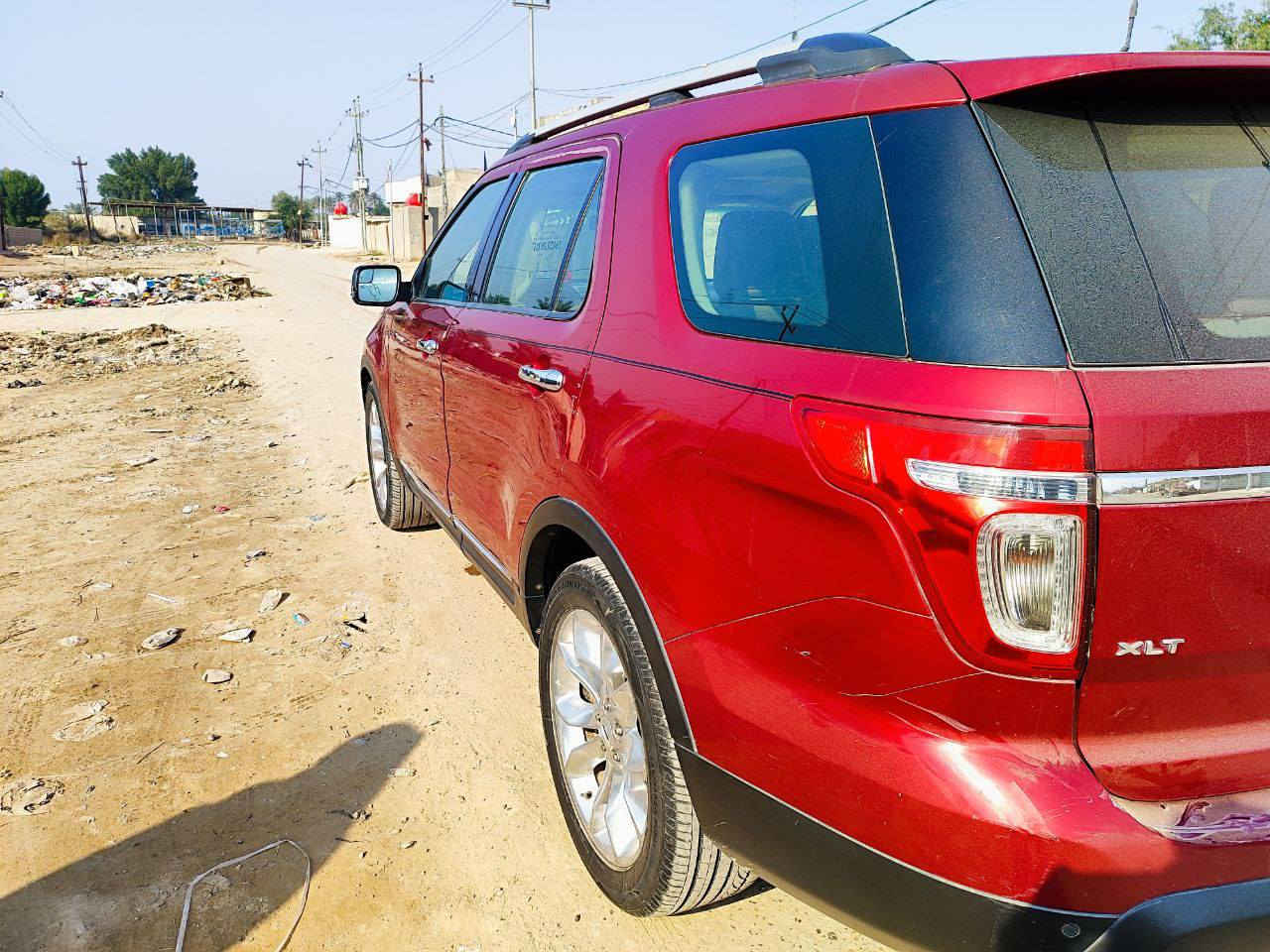 سلام عليكم فورد اكسبلورر موديل ٢٠١٣ خليجي مكفوله كفاله عامه من صبغ وتبديل وضربه راقم بغداد دولي بسمي سنويه نافذه الى ٢٠٣٠
مواصفات 
٧ راكب
شاشه جبيره 
حساسات خلفيه 
كامره دواره
كشنات جلدت 
كشنات كهربائي
محرك ٣٥٠٠
تحكم ستيرين 
مثبت سرعه 
اشاير بلمري
تبريد ٣ قطع مركزي
وبعد بيه هواي مواصفات
سياره كفاله عامه من كشر ومحرك وكير وحداديه 
سياره جاهزه من كل نواحي 
السعر 155 وبيه مجال 
***********
