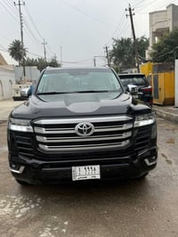 لاندكروز 2022 ساز تون تيربو رقم بغداد عادي ماشية ٨٣ الف مغلفة PPF ب كا...