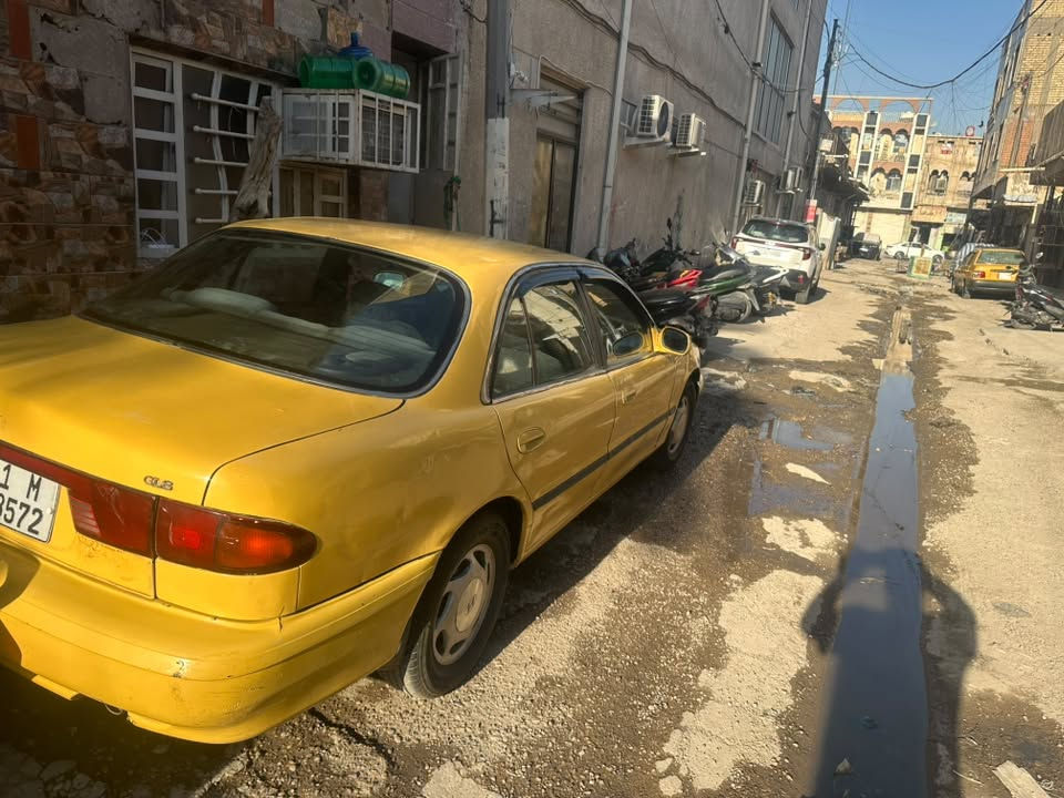 سوناته ٢موديل ١٩٩٤ خصوصي اصفر غير محددد شغاله ابيع كوم حديد سعرها ٢٥ورقه قفل بدرن عمله للستفسار ***********
