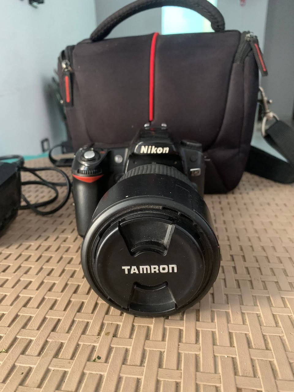 Nikon d80 للبيع او للبدل 
كميرا نيكون d80 للبيع او للبدل 
معاه الشنطه والشاحن ولينس ٧٠/٣٠٠
ملهاش غير زرار الباور بس مكسور بس بتفتح وتقفل عادي 
للبيع بسعر كويس جدا


**إذا كنت صاحب هذا الإعلان وتريد حذفه لأي سبب، رجاءا أرسل رسالة إلى الدعم الفني**