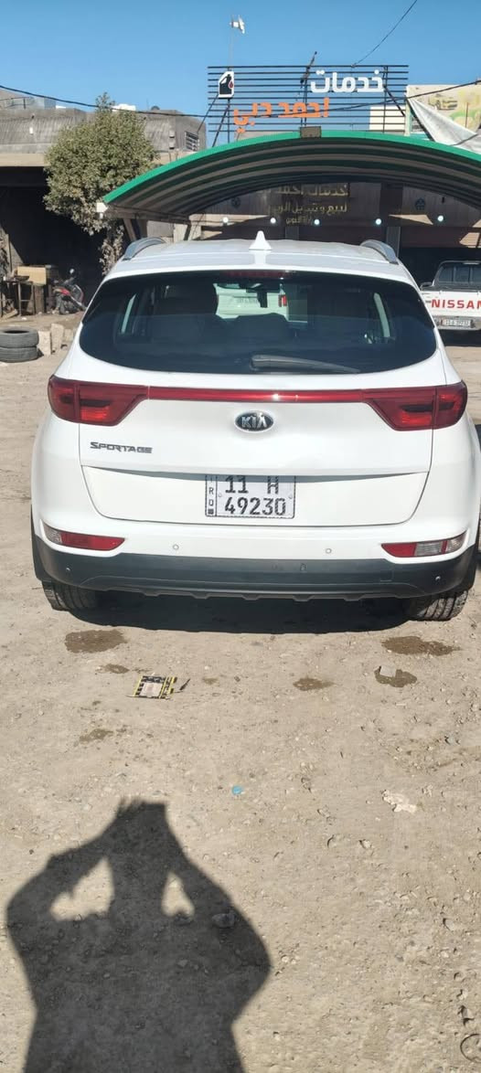 سبورتج خليجي ٢٠١٧ فول موصفات عده الفتحه صندوك كهرباء بصمة أبواب وبصمة تشغيل ماشية ٨٠ ألف ويل١٩ حساسات أمامي خلفي مري شفط سيارة مكفوله فقط حالوب قليل السونار موجود مكاني ديالى غالبيه *********** السعر ١٧٧ وبيهه مجال
