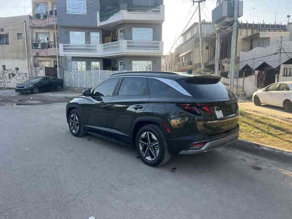 توسان 2025وارد امريكي جاهزه السياره بدون رقم محرك 2500ماشيا 1400زيرو الون زيتوني مكان سياره بغداد رادارات تشغيل عن بعد كرسي كهرباء شحن واير ليز تبريد خلفي جنطه كهرباء 2ويل اي ستفسار تصال بالرقم *********** السعر204 بدون مراوس
