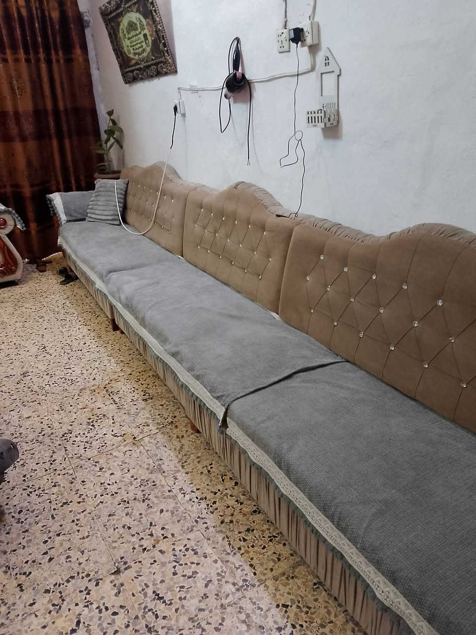 طخم تركي 8 امتار مكاني موصل جانب الايمن السعر 200 وبي مجال


**إذا كنت صاحب هذا الإعلان وتريد حذفه لأي سبب، رجاءا أرسل رسالة إلى الدعم الفني**