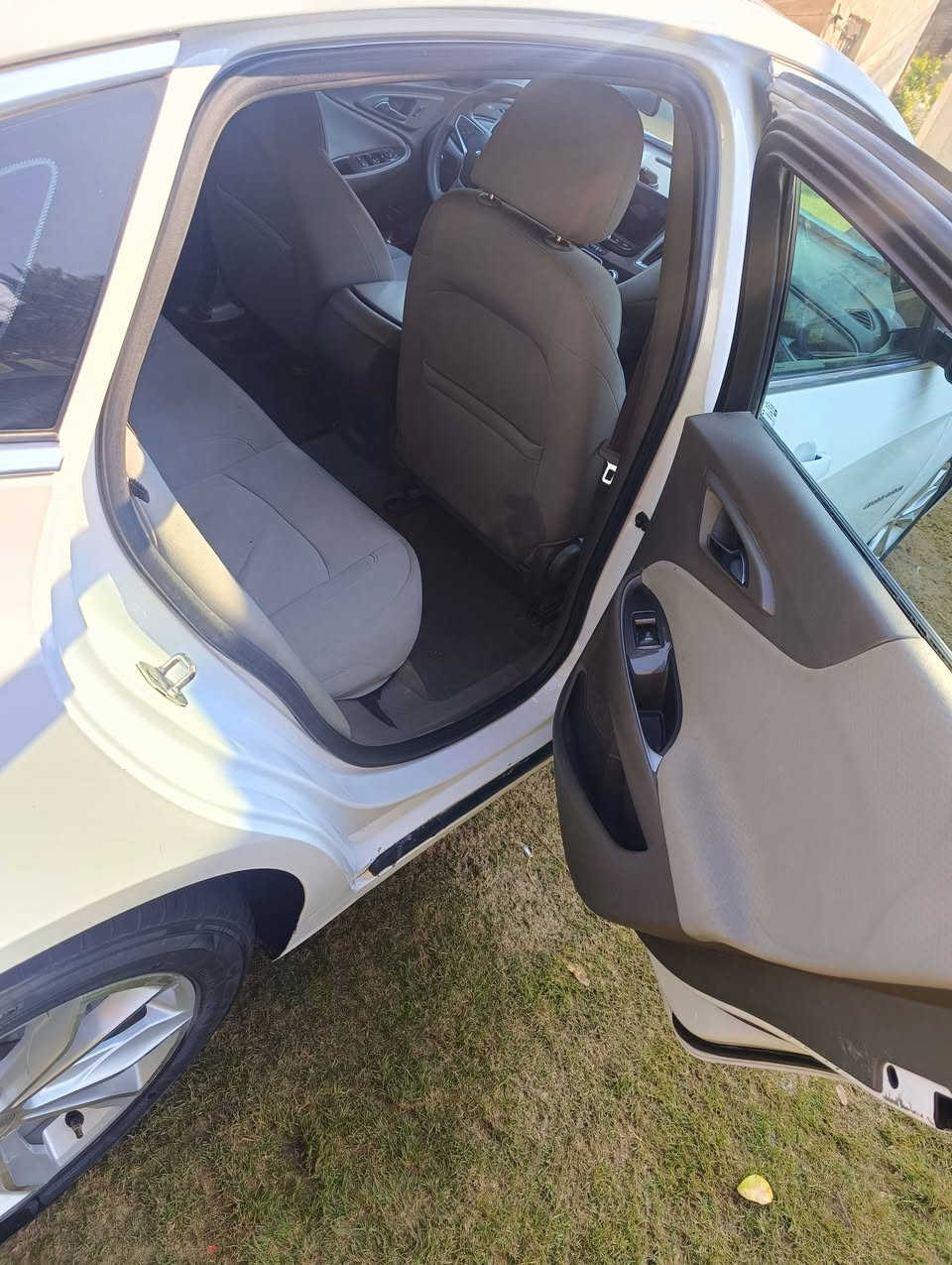 سلام عليكم ماليبو للبيع موديل 2020 وارد امريكي حادثه فقط بنيد فول مواصفات عده الفتحه مال معوقين بعد سنه وتنفك السعر 110 وبيه مجال حك الجيه الاتصال ع الرقم *********** مكان سياره كربلاء رجأ رجأ الخاص ممنوع
