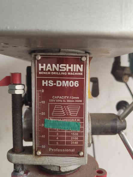 سلام عليكم
دريل ثابت عدد 2
الماني قديم جدا نضيف 
سعره 225
والياباني  سعره 175
المكان النجف ***********
