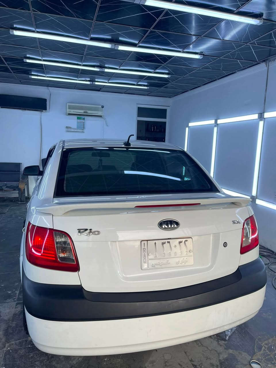 سعر 105
حيل نضيفا مال بيت 

وارد امريكي 

ماشي 73 مايل

كيا ريو موديل 2009

كابون بانزين ورقي بيها 

محرك 16 المرغوب 

شاشه كبيره 

قفل مركزي 

تحكم ستيرن 

سبيكر هاتف
تبريد ثلج 

سبايدر اصطاب لايت بلادي 

لايت زينون 

ماتصرف عليها دينار وضع شركه 

تراي بصره شرط 

عنوان موصل حي الشرطه 

***********

خابرني ودلل
