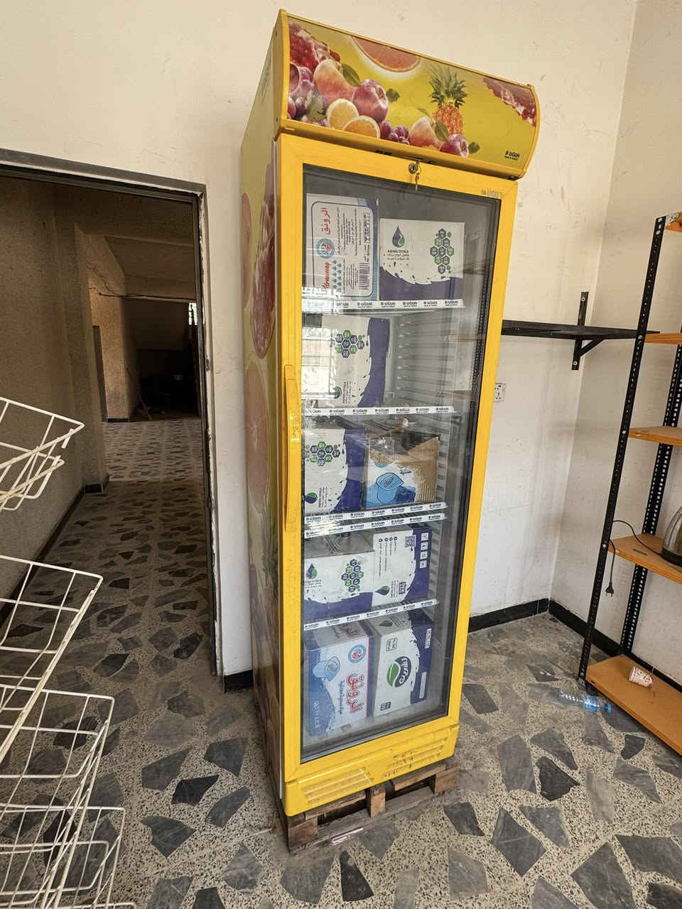 السلام عليكم
براد للبيع استعمال قليل بحالة جيدة جداً 
مع رفوف عدد 4 وزن ثقيل استعمال قليل


**إذا كنت صاحب هذا الإعلان وتريد حذفه لأي سبب، رجاءا أرسل رسالة إلى الدعم الفني**