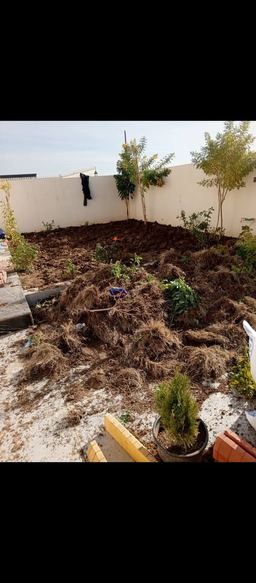 وتساب***********/*********** ،السلام عليكم 🌷هذا جزء من 🌱عملي 🌷ان شاء الله 🌷 عجابكم🍁 مستعدين 🌷 تأسيس 🌷الحدئق و🌷قص الثيل وتقليم الا 🍁شجار
