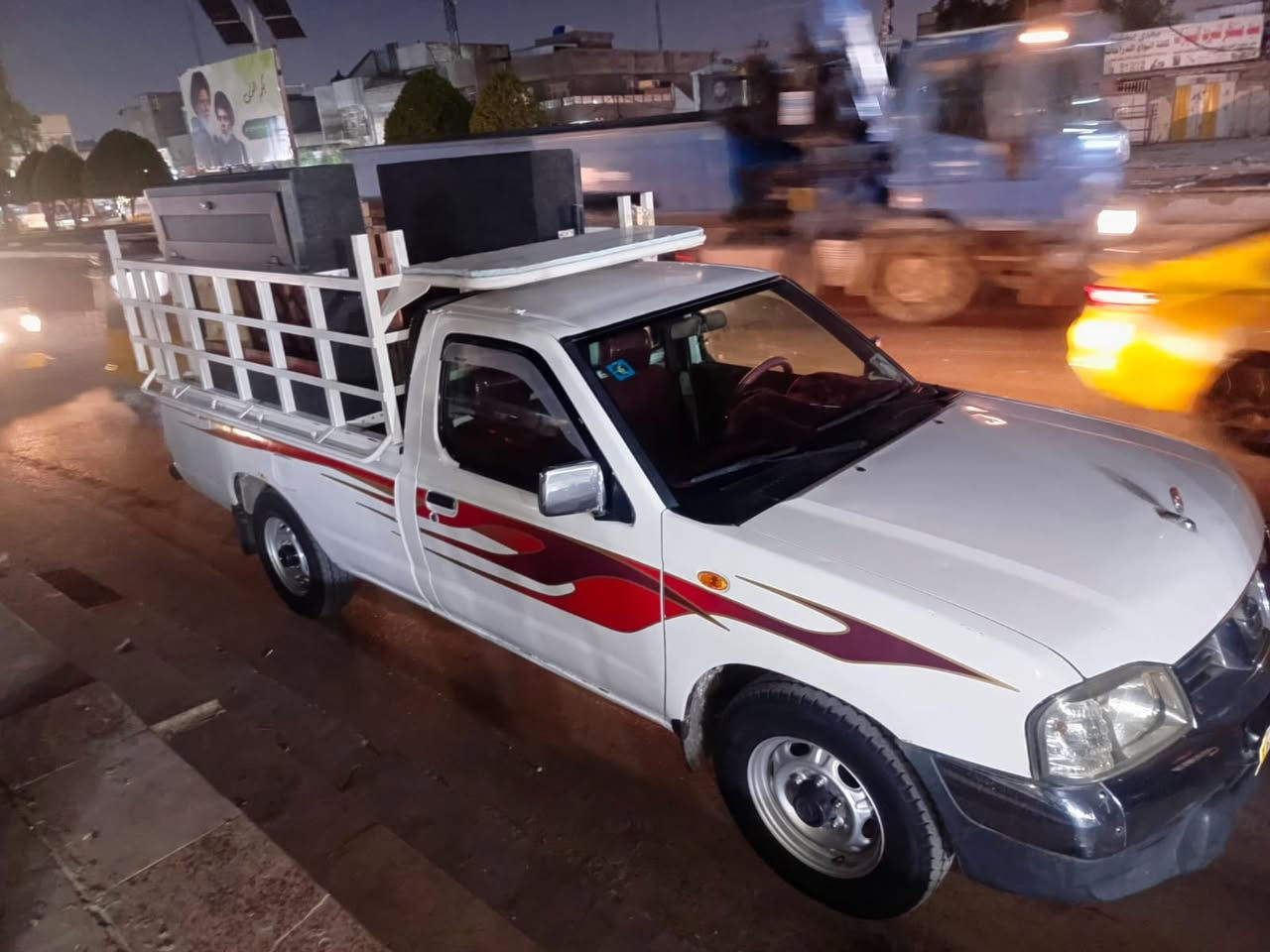 سلام عليكم بيكم نيسان تك لبيع موديل ٢٠٠٨بدون صبغ كير مكينة مكفولات مكاني بغداد ساحت النصر ‭٠٧٨٥ ٥٤٩ ٤٨٢٤‬
