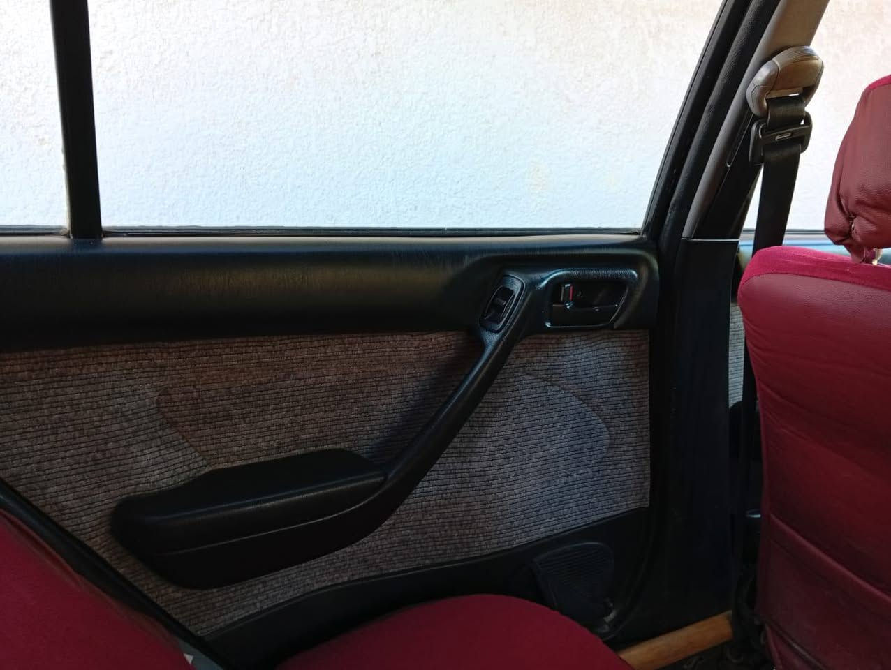 كرونه موديل 1993سياره بلاديه رقم دولي سنوره 2030سياره بسمي سدر كله جديد مشط مال يسره جديد تخم تاير جديد اربع فلنجات بريك تبديل حاويه عنبار جديد تبريد كله تبديل حاويه كمبريس راديتر بطل سيار تلاث قطع رش كلير عنوان سياره نعمانيه اتصال على هذا رقم ***********
