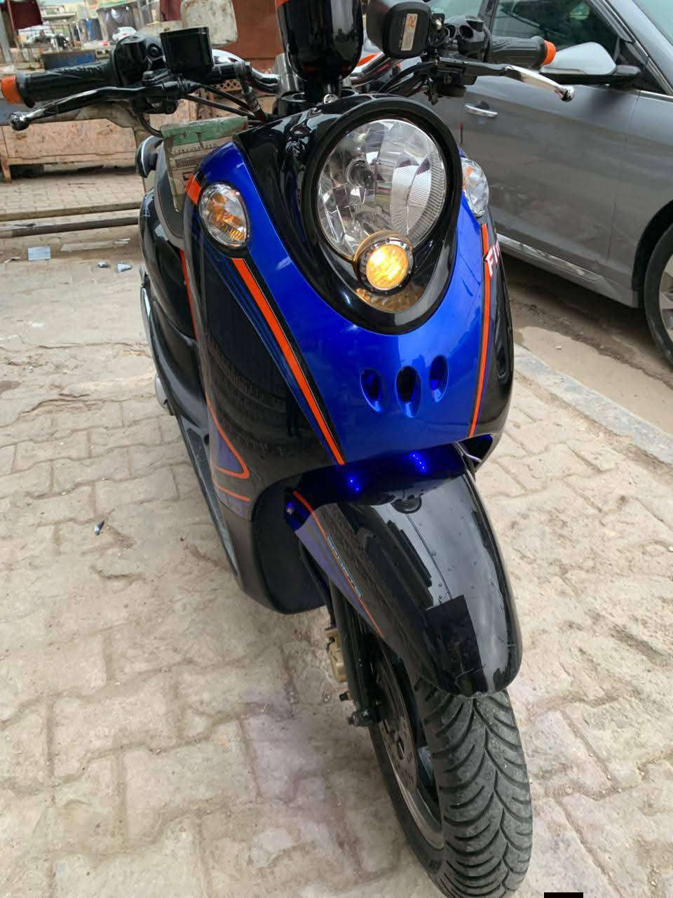 دراجه للبيع نوعية ڤينو ياماها ياباني موديل 19 محرك 125 ماشيه 12 الف نضيفه جدا العنوان كربلاء
 حي القادسيه ‏‪+964 772 577 0984‬‏ رقم الهاتف
